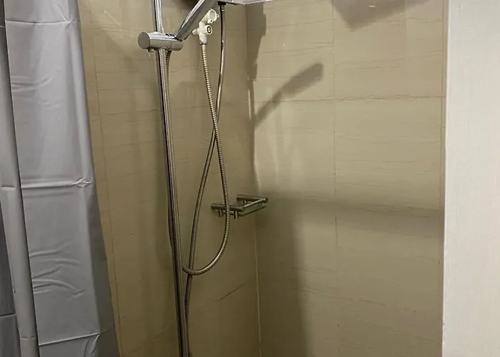 Shore 1 Spacious Smart 3c Apartment Manila